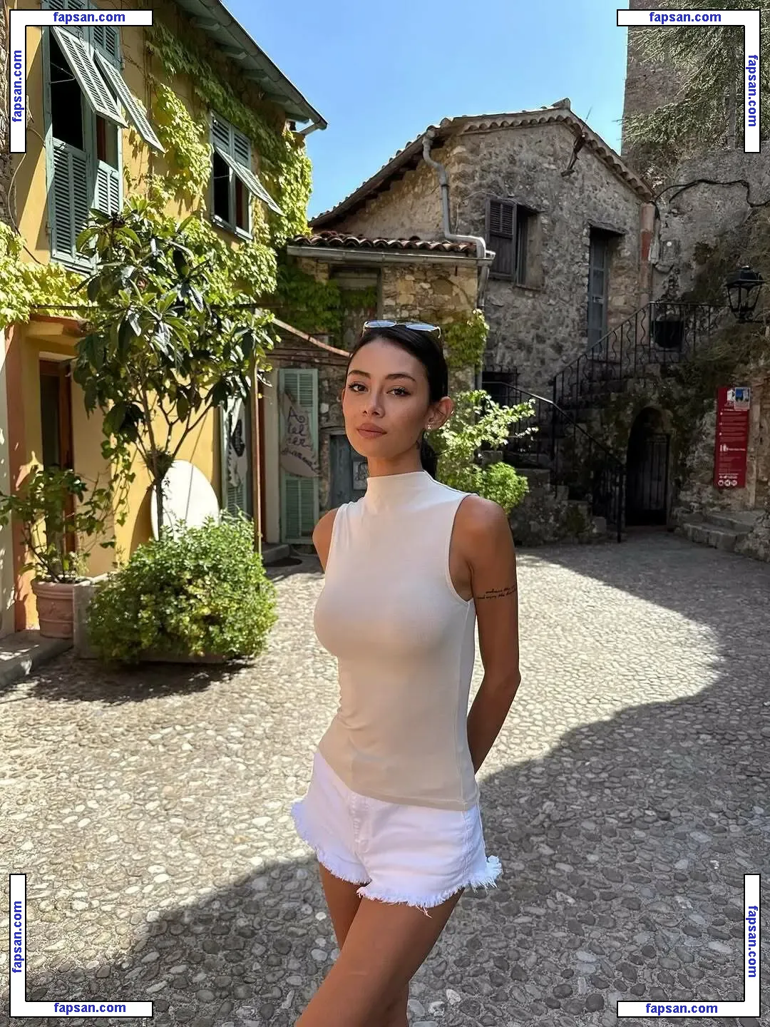 Sara Kobayashi nude photo #0009 from OnlyFans