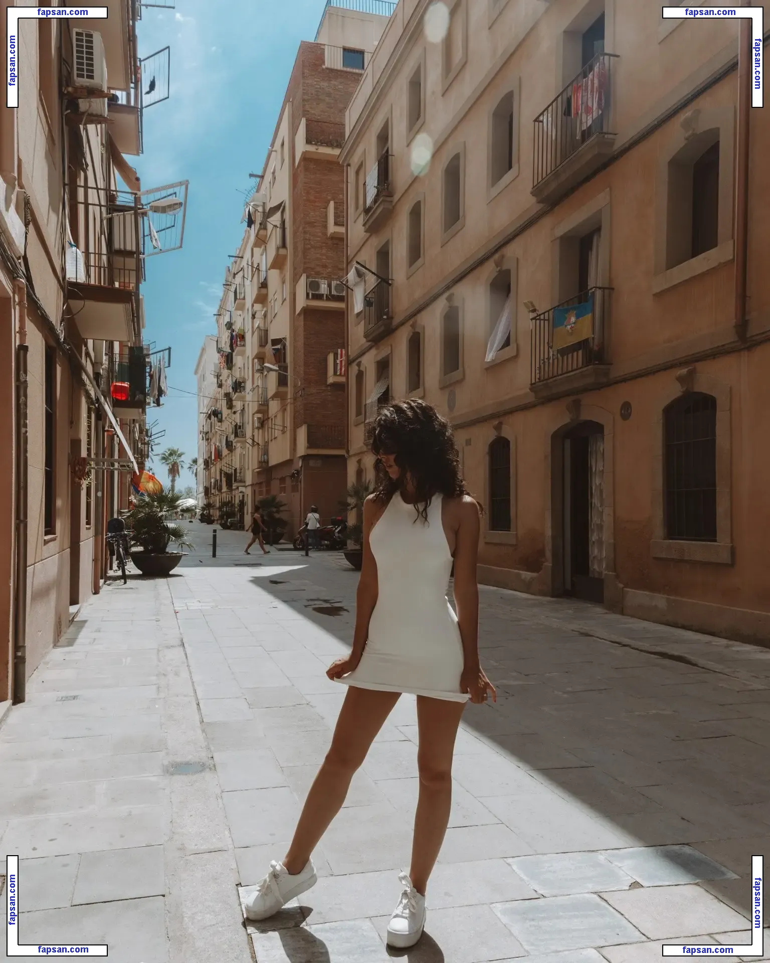 Sara Llamas nude photo #0007 from OnlyFans