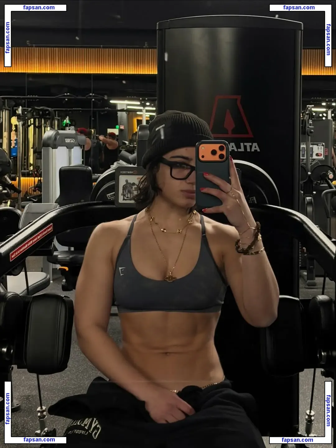 Sara Saffari nude photo #0258 from OnlyFans