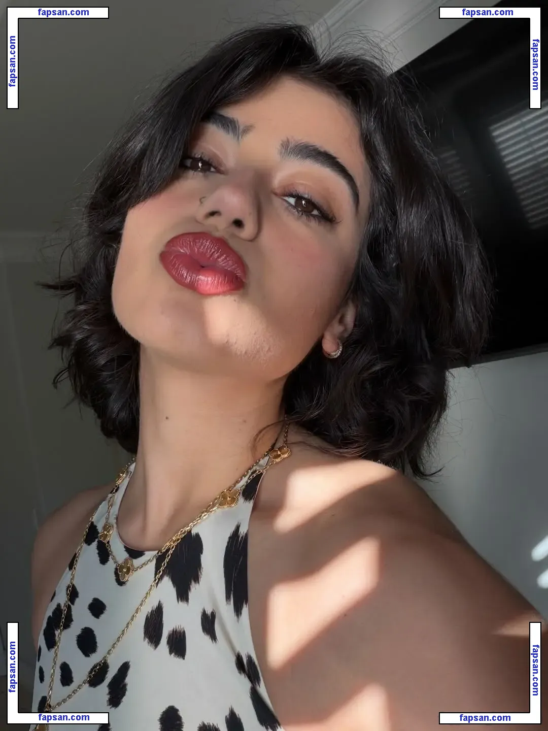 Sara Saffari nude photo #0260 from OnlyFans