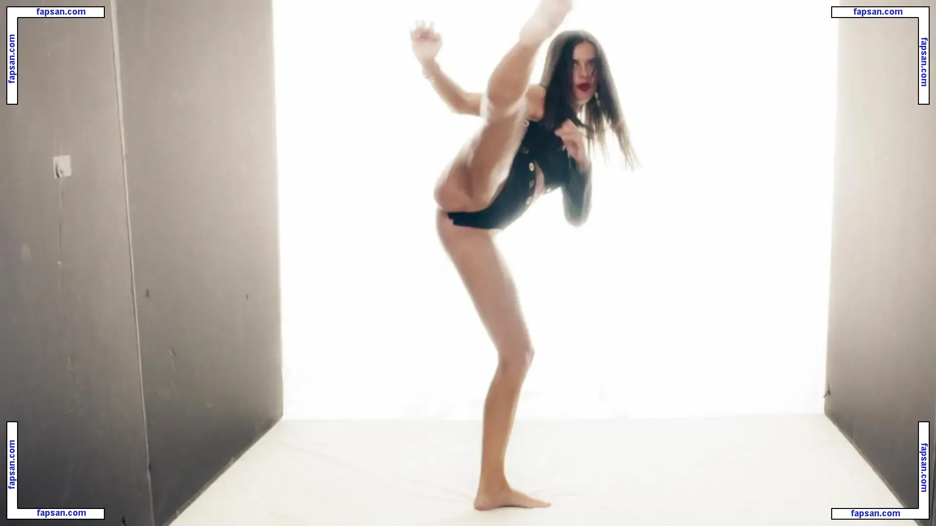 Sara Sampaio nude photo #0506 from OnlyFans