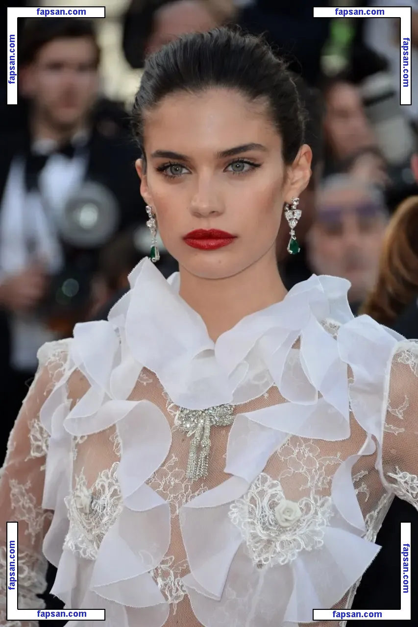 Sara Sampaio голая фото #0975 с Онлифанс