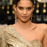 Sara Sampaio голая #0190