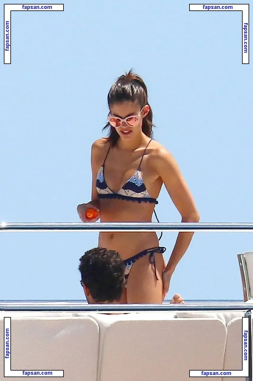 Sara Sampaio nude photo #1005 from OnlyFans