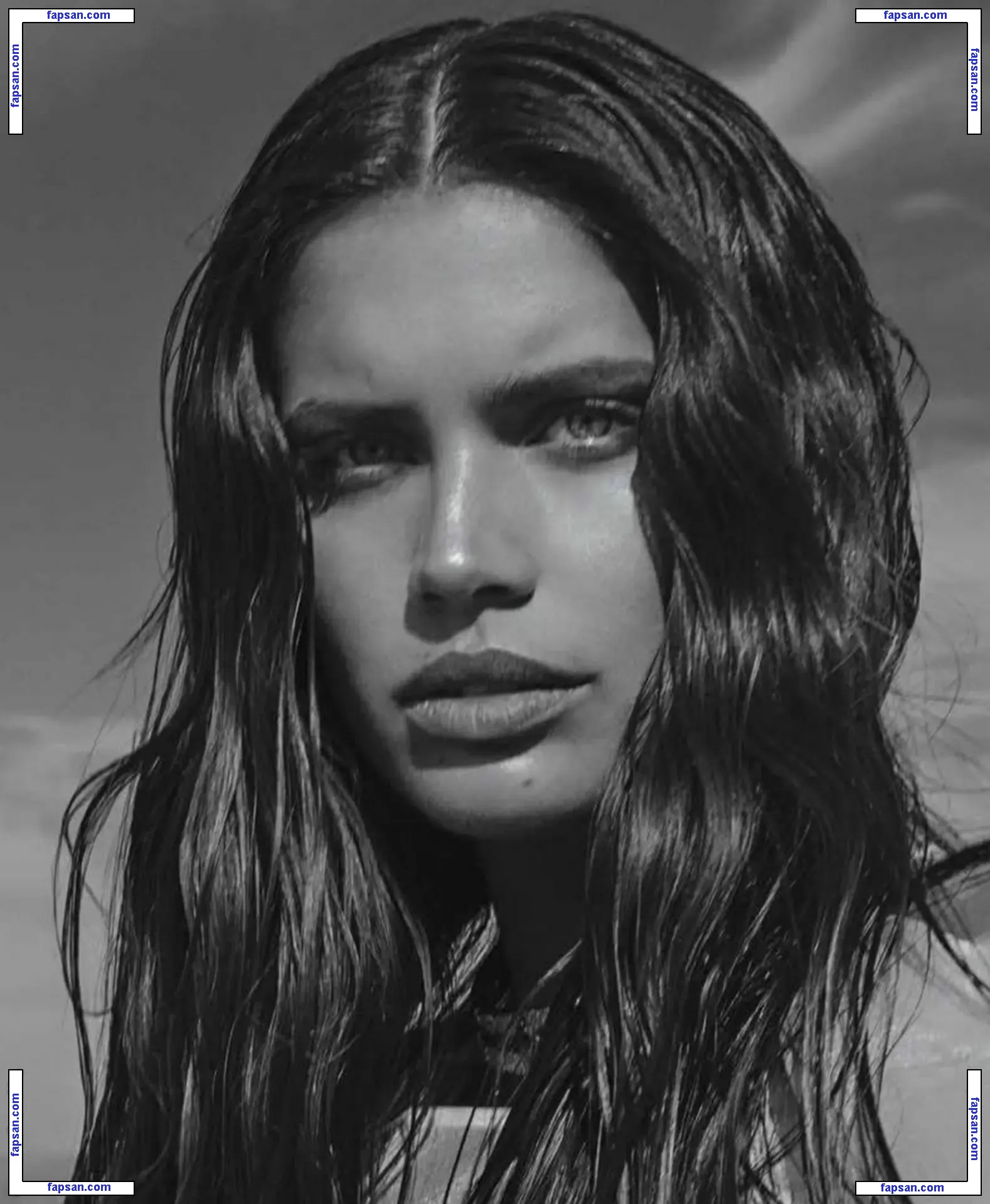 Sara Sampaio голая фото #1982 с Онлифанс