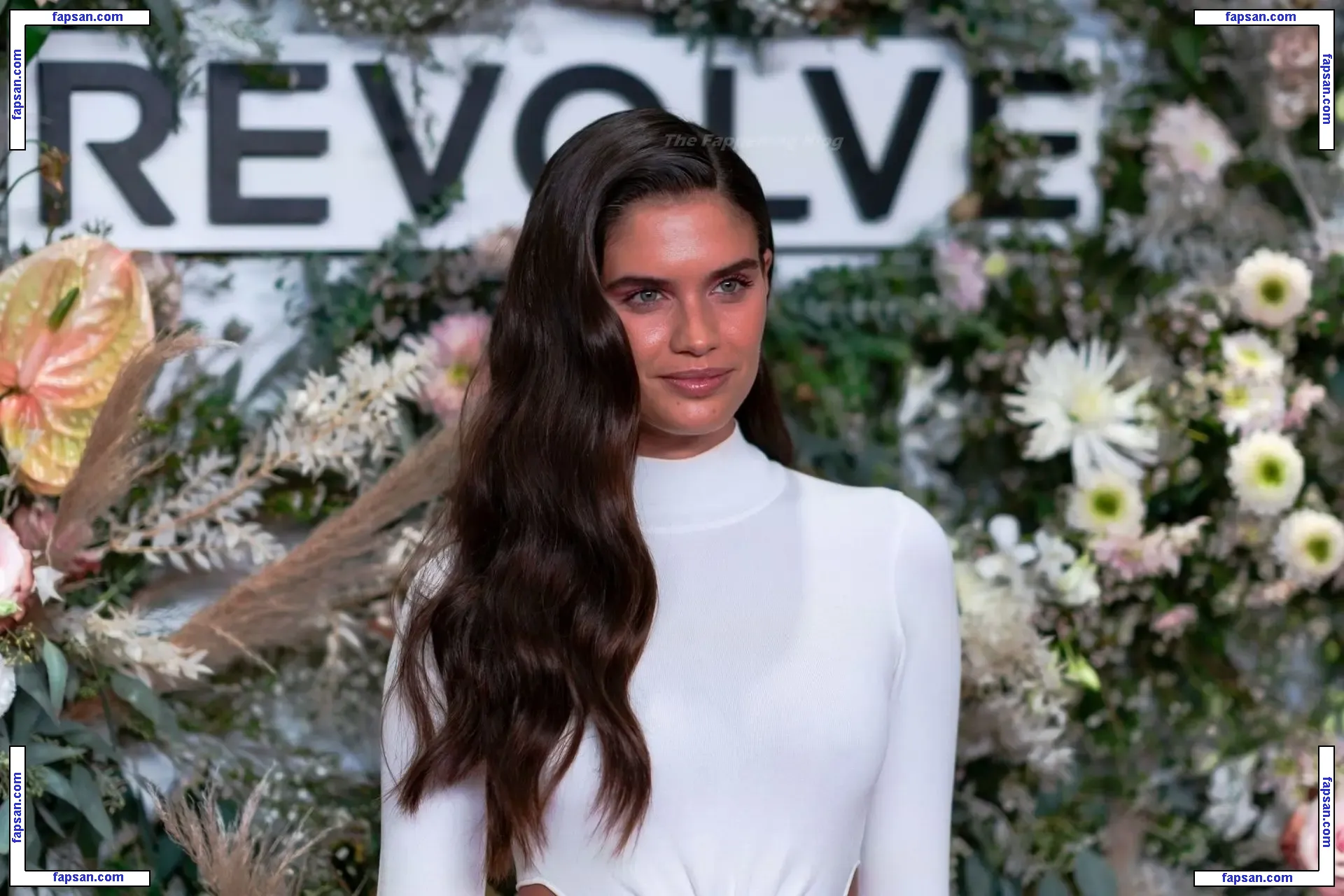 Sara Sampaio nude photo #2053 from OnlyFans