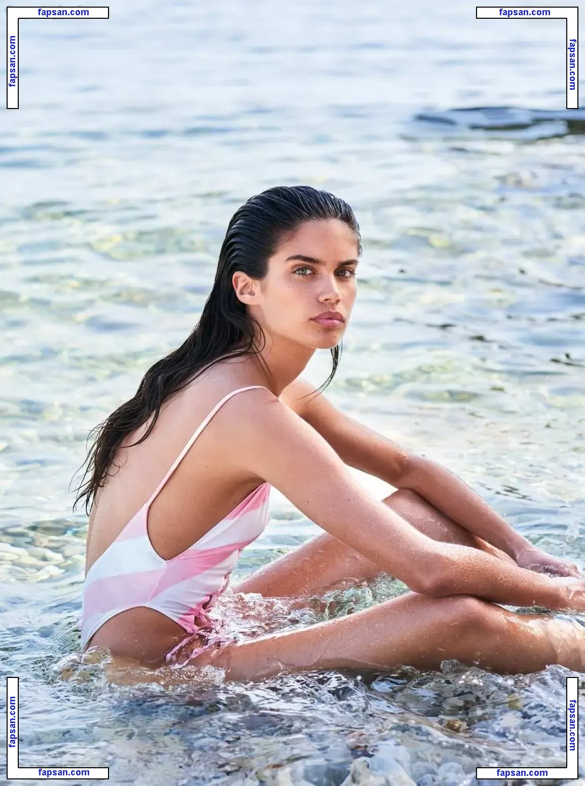 Sara Sampaio голая фото #2945 с Онлифанс