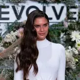 Sara Sampaio nude #2053