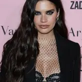 Sara Sampaio nude #2125