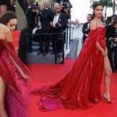 Sara Sampaio nude #2385