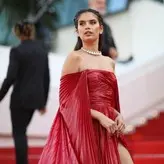 Sara Sampaio nude #2398