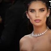 Sara Sampaio nude #2424