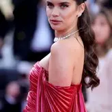 Sara Sampaio nude #2464