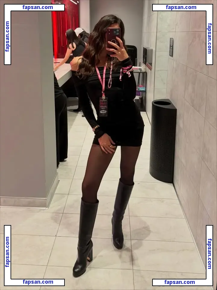 Sara Sampaio nude photo #3016 from OnlyFans