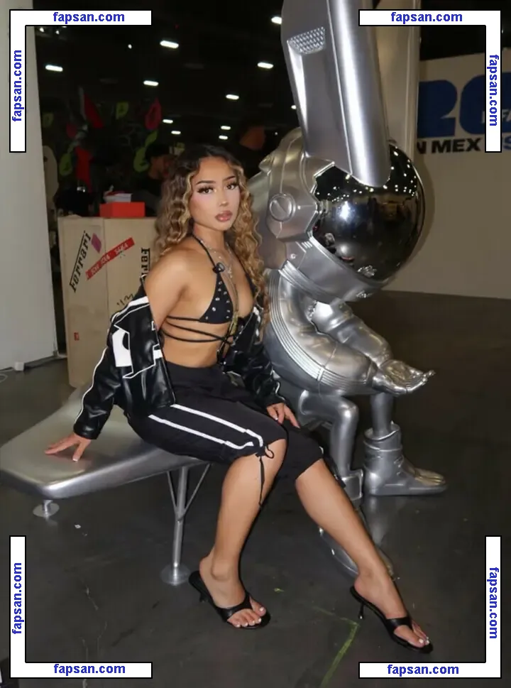 Sara Sheehan nude photo #0015 from OnlyFans