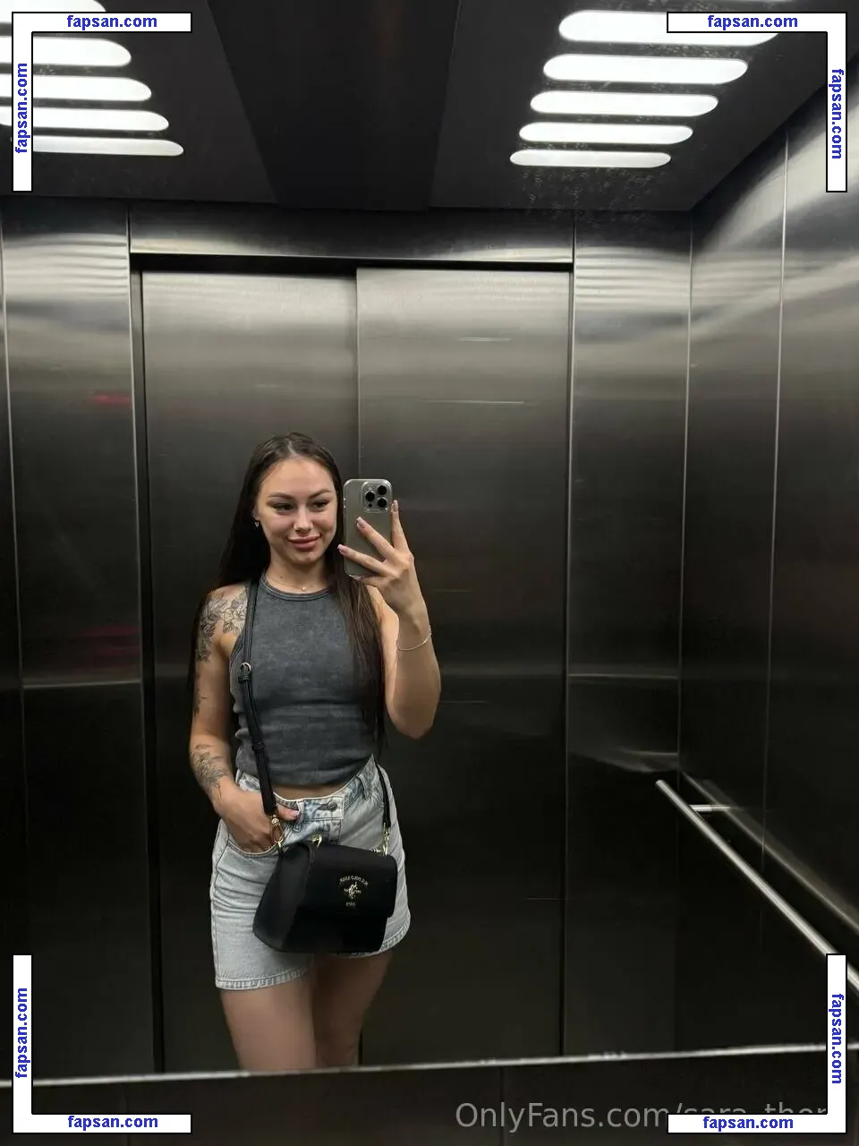 sara_thorn nude photo #0012 from OnlyFans
