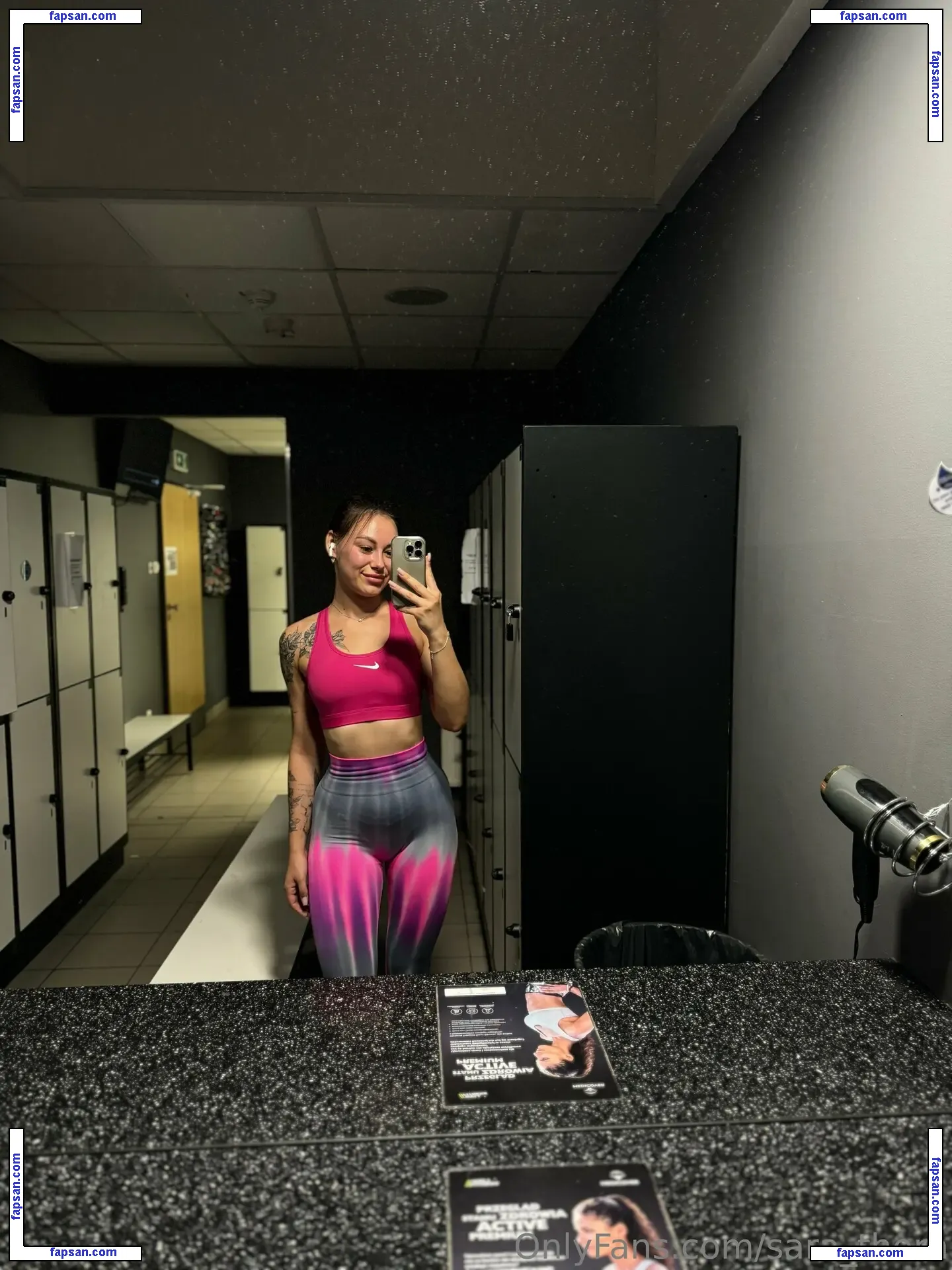 sara_thorn nude photo #0021 from OnlyFans