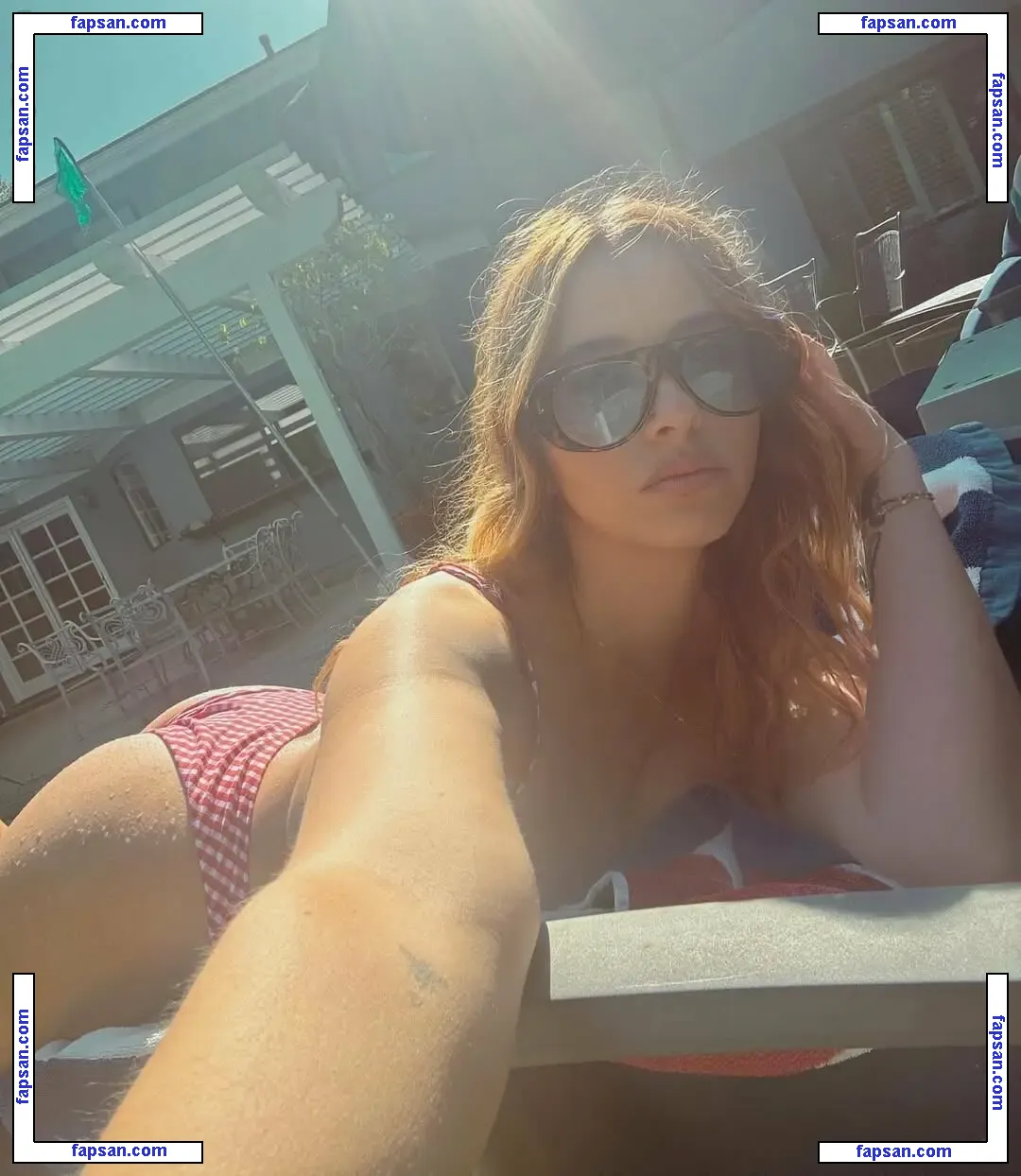 Sara Weinshenk nude photo #0004 from OnlyFans