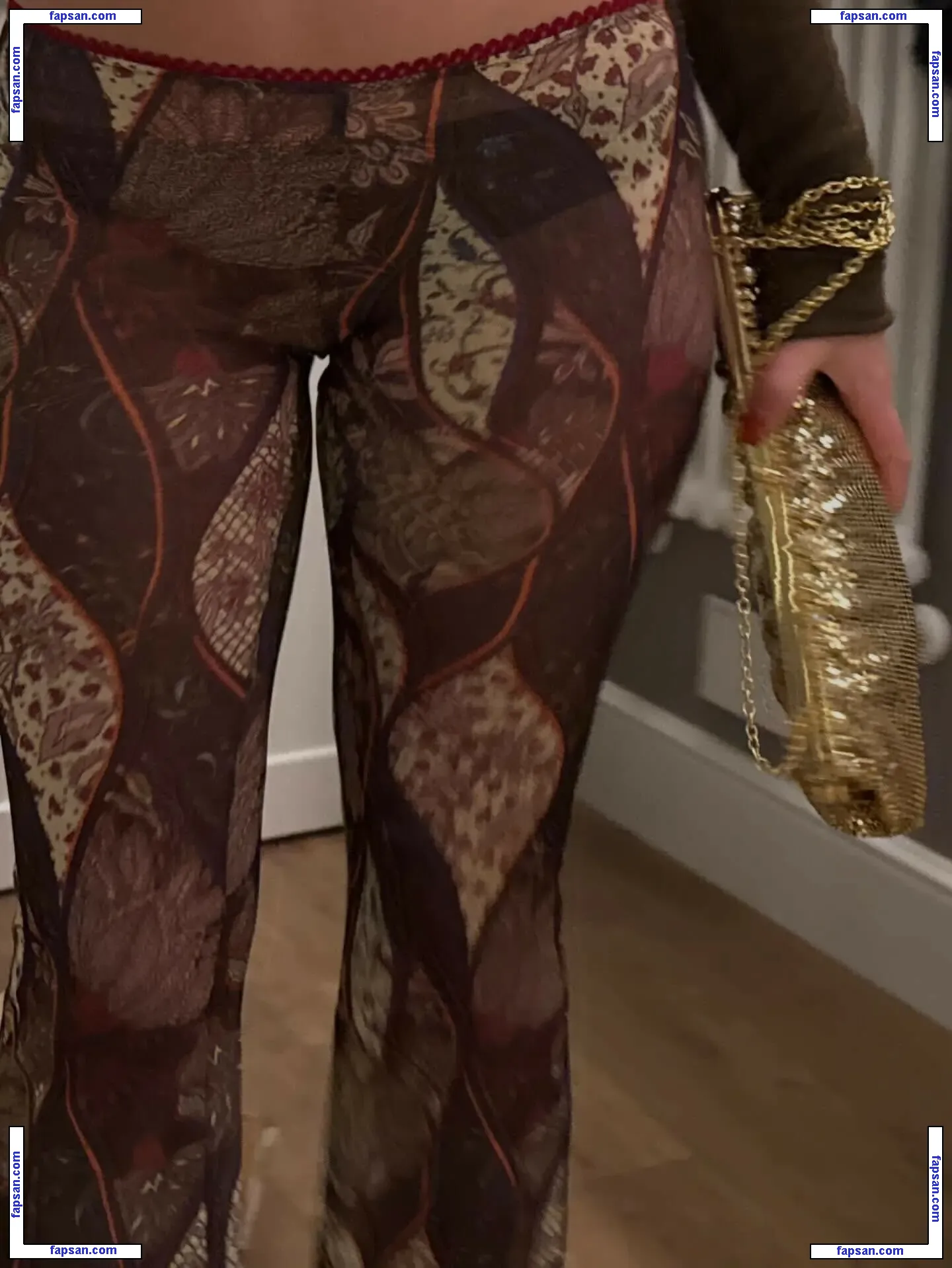 Sarabella Harris - sarabellaharriss - sexiisariii777 nude photo #0025 from OnlyFans