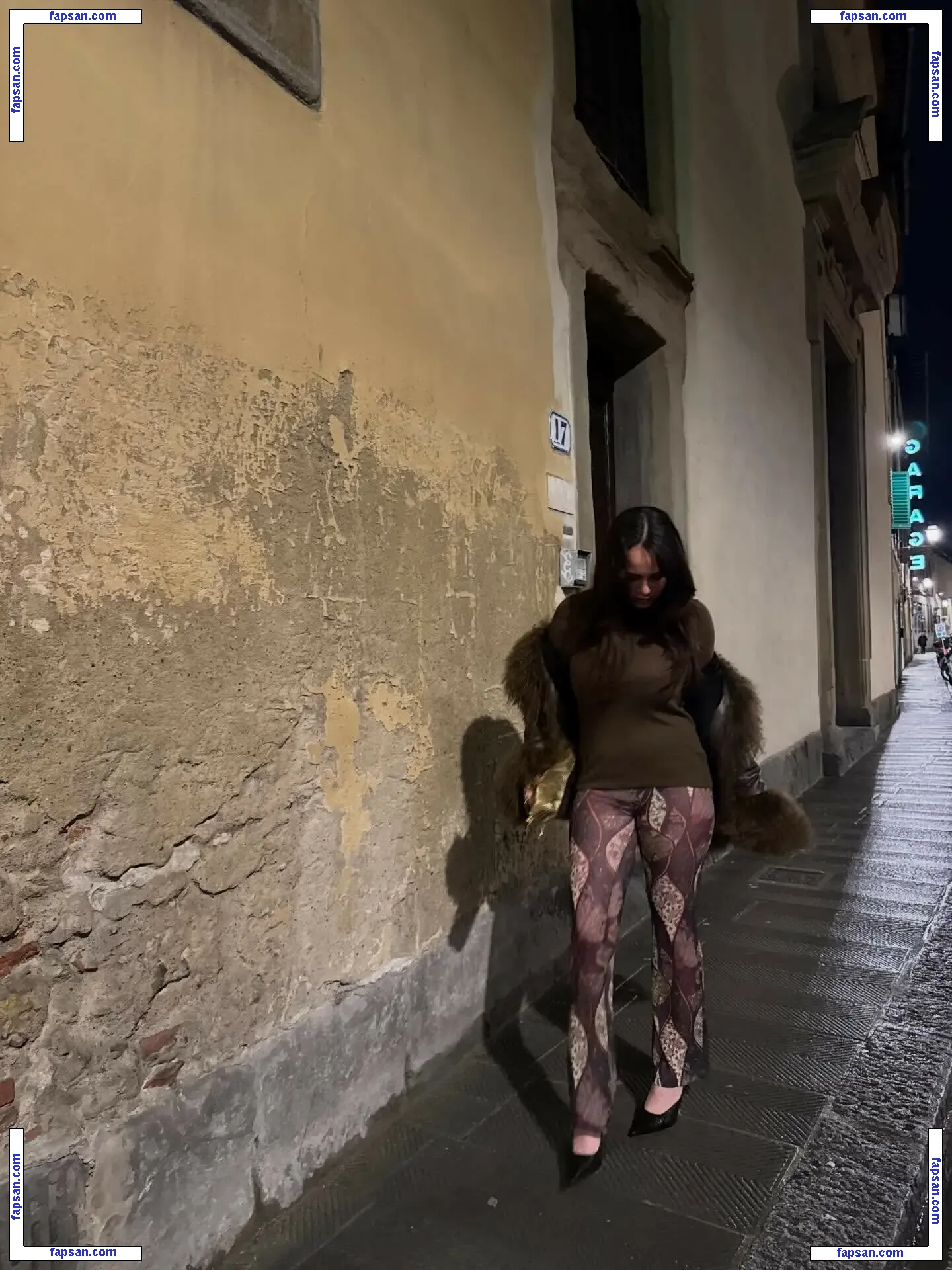 Sarabella Harris - sarabellaharriss - sexiisariii777 nude photo #0030 from OnlyFans