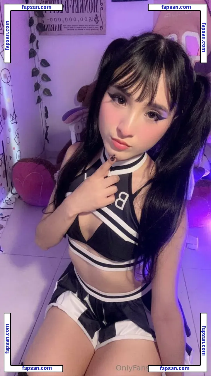 sarafabell nude photo #0016 from OnlyFans