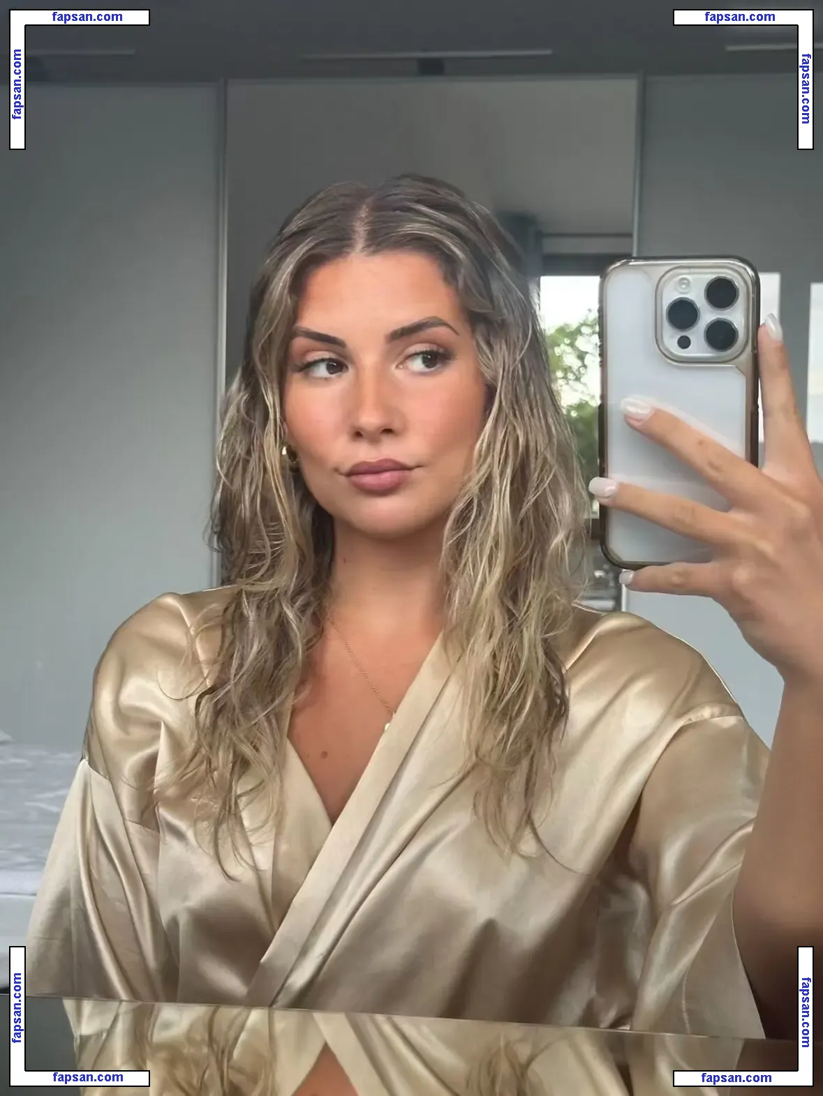 Sarah.anca nude photo #0052 from OnlyFans