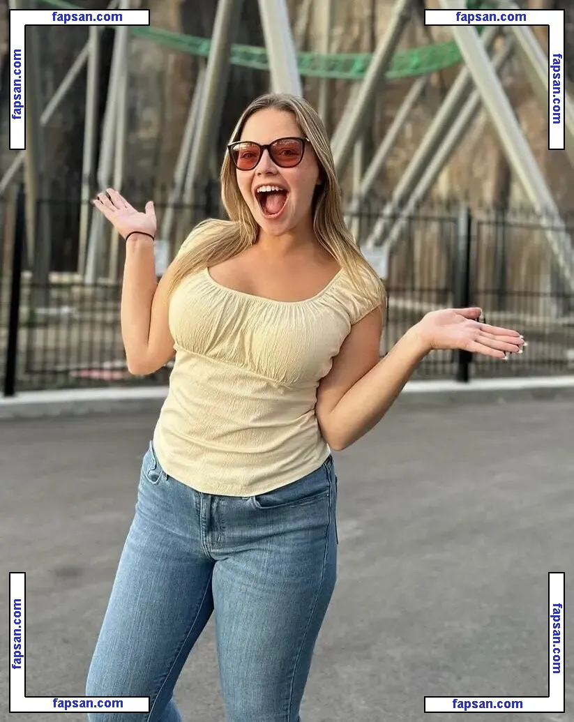 Sarah Anderson nude photo #0024 from OnlyFans