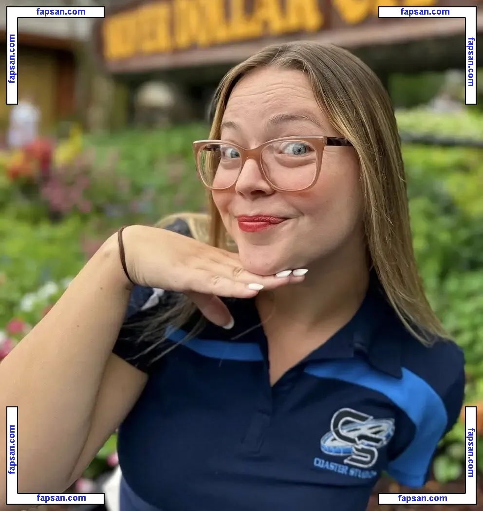 Sarah Anderson nude photo #0025 from OnlyFans