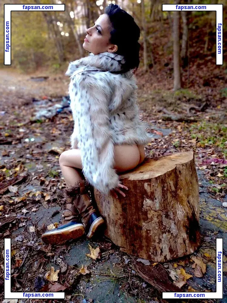 Sarah Bear nude photo #0009 from OnlyFans