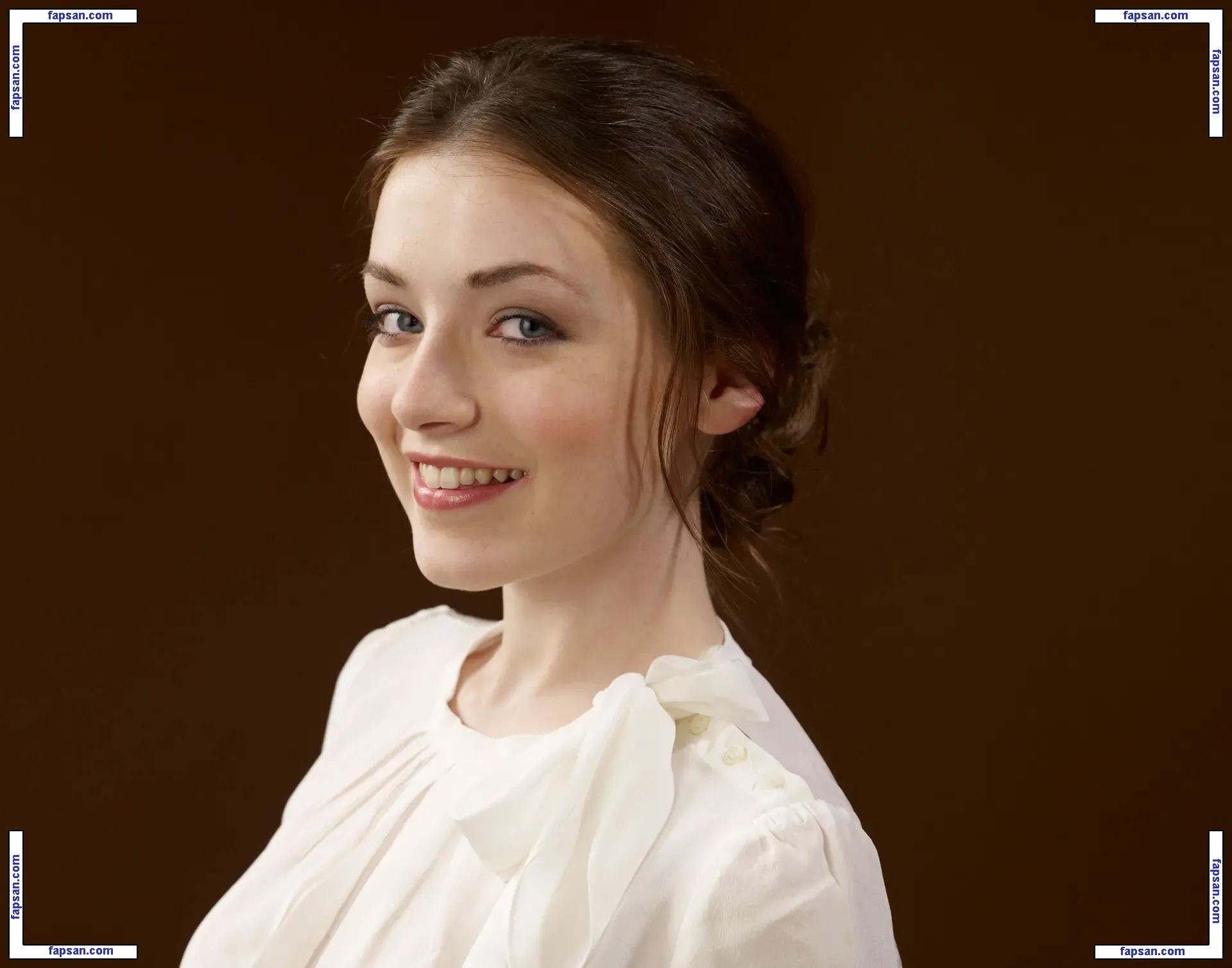 Sarah Bolger nude photo #0071 from OnlyFans