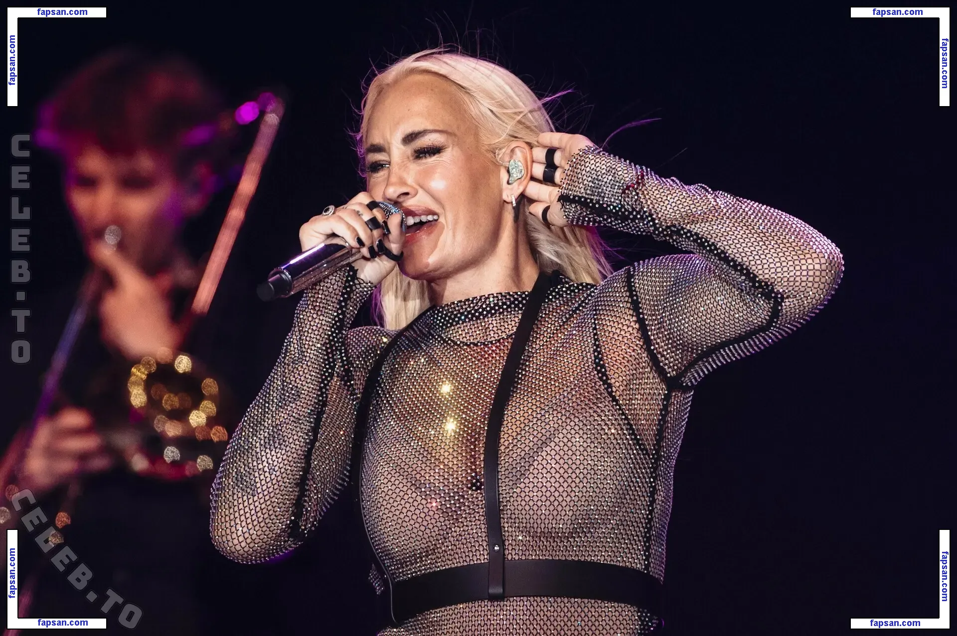 Sarah Connor nude photo #0678 from OnlyFans