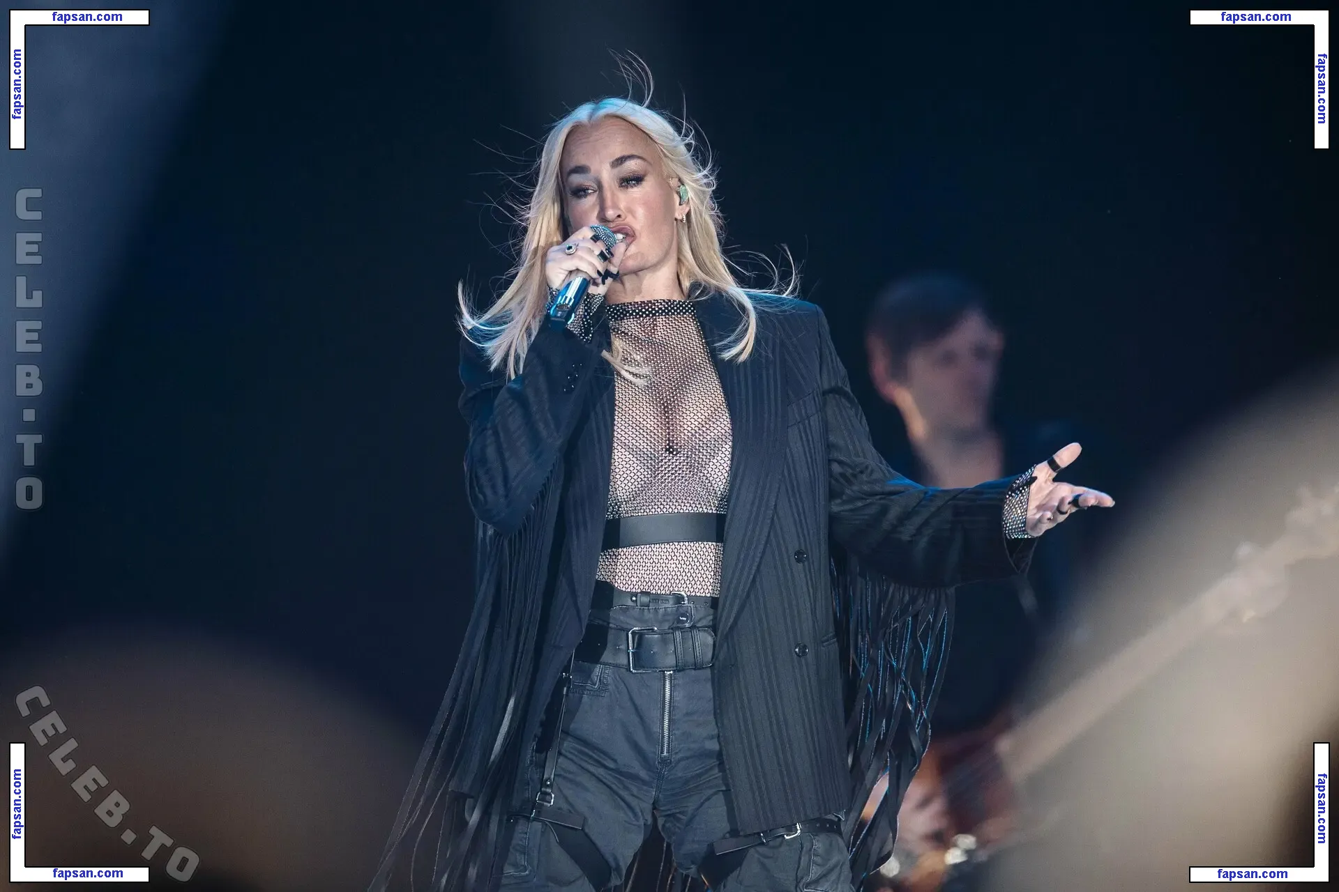 Sarah Connor nude photo #0681 from OnlyFans