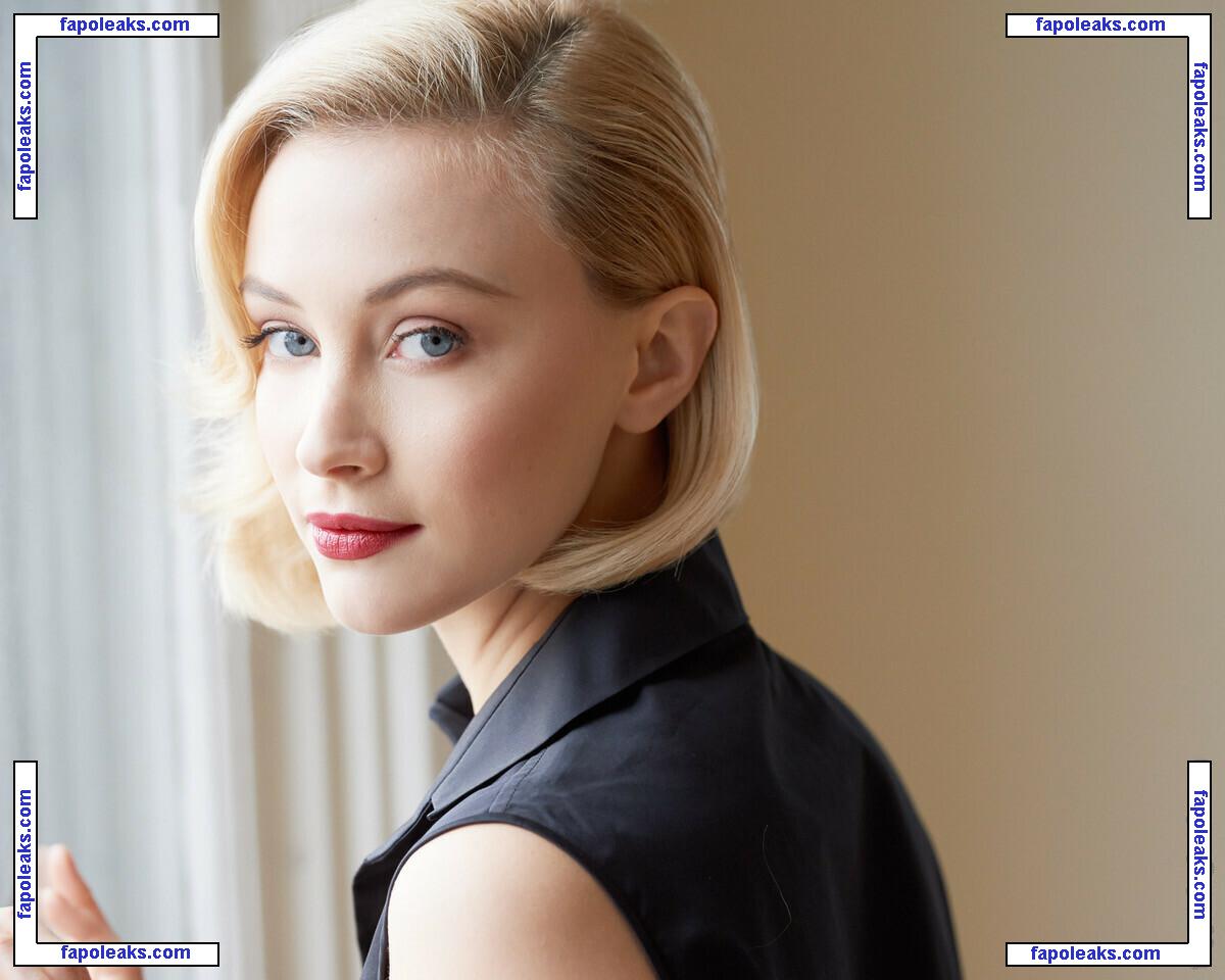 Sarah Gadon / sarahgadon голая фото #0165 с Онлифанс