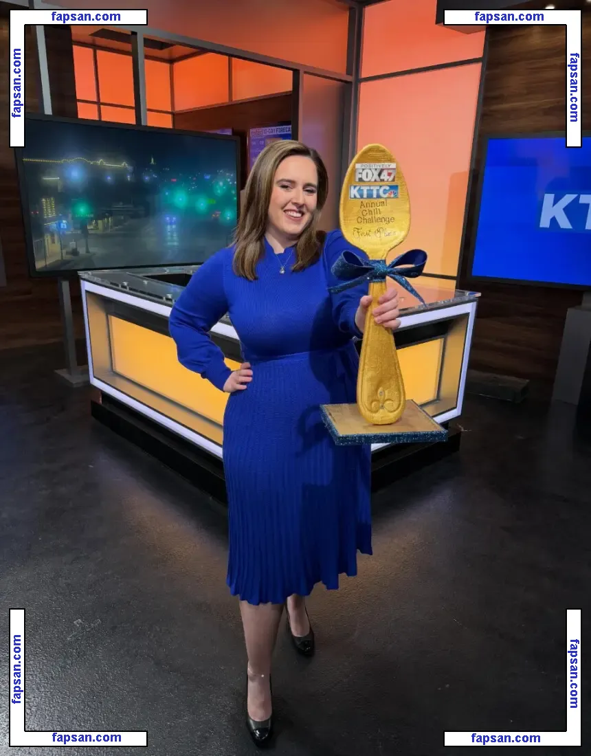 Sarah Gannon nude photo #0005 from OnlyFans