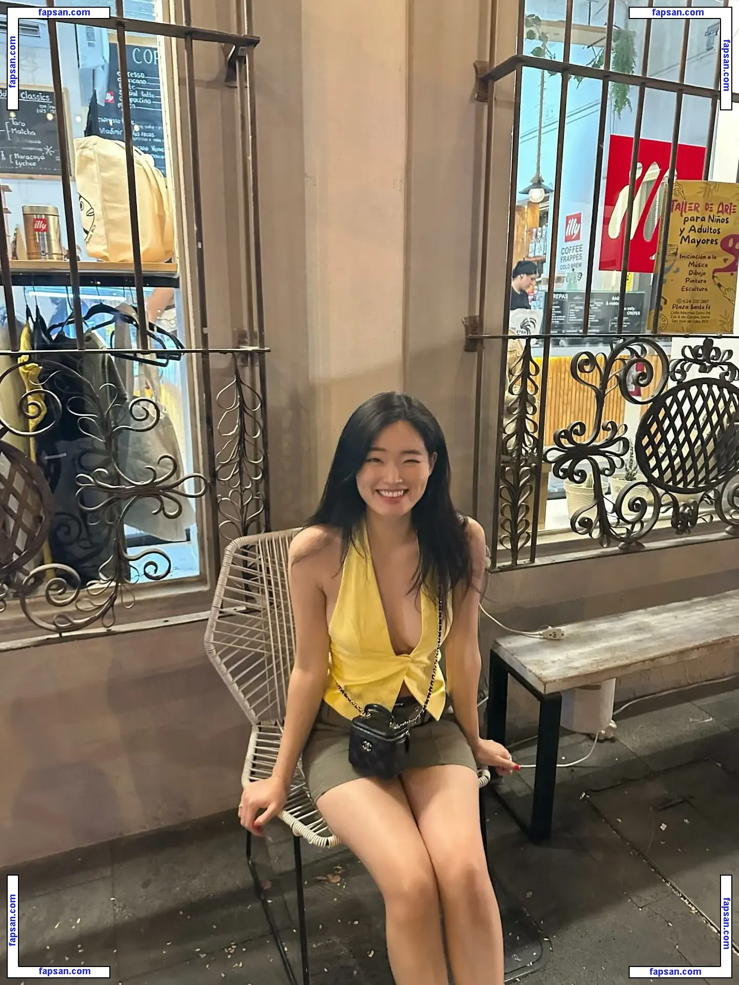 Sarah Hwang nude photo #0011 from OnlyFans