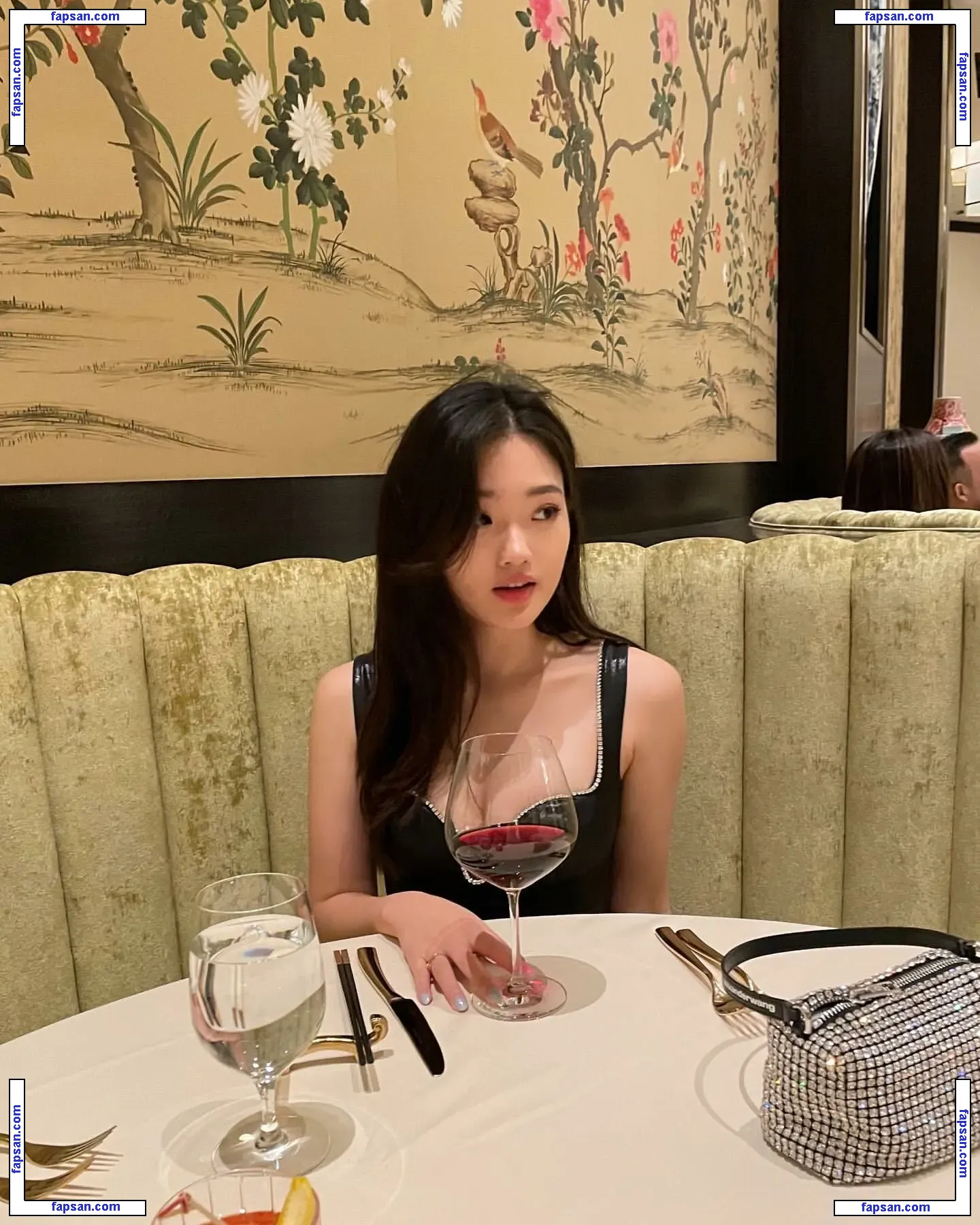 Sarah Hwang голая фото #0038 с Онлифанс