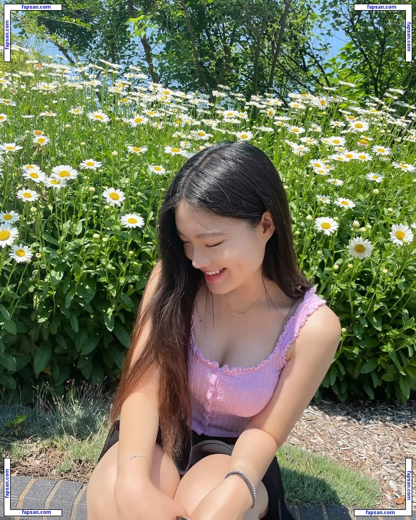 Sarah Hwang голая фото #0065 с Онлифанс