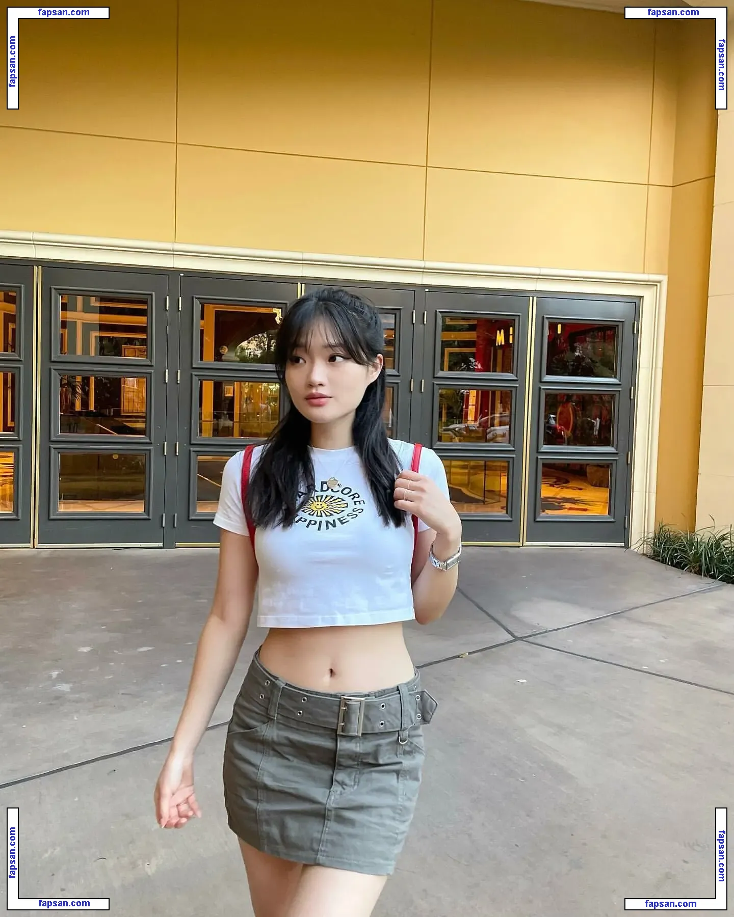 Sarah Hwang nude photo #0081 from OnlyFans