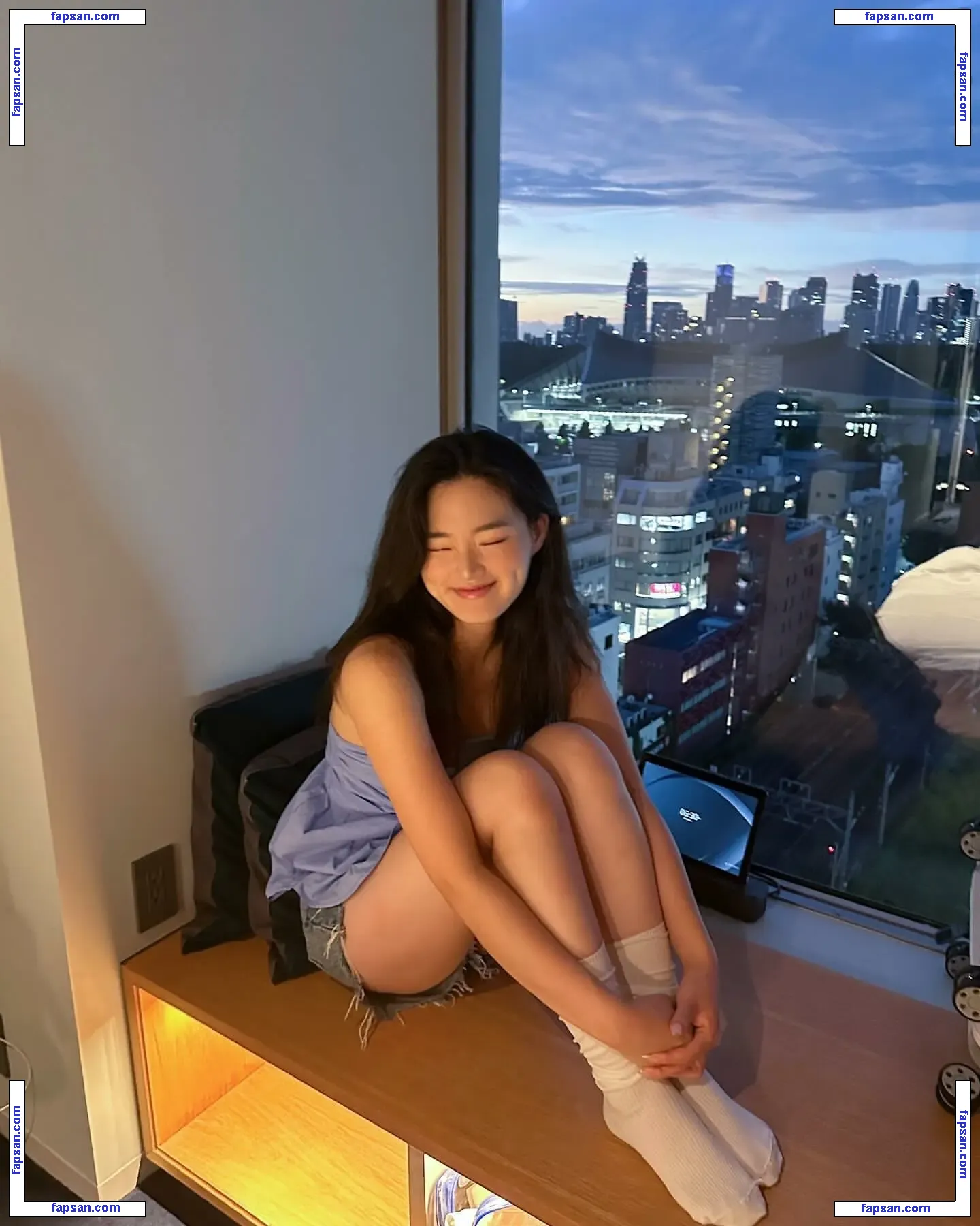 Sarah Hwang голая фото #0090 с Онлифанс