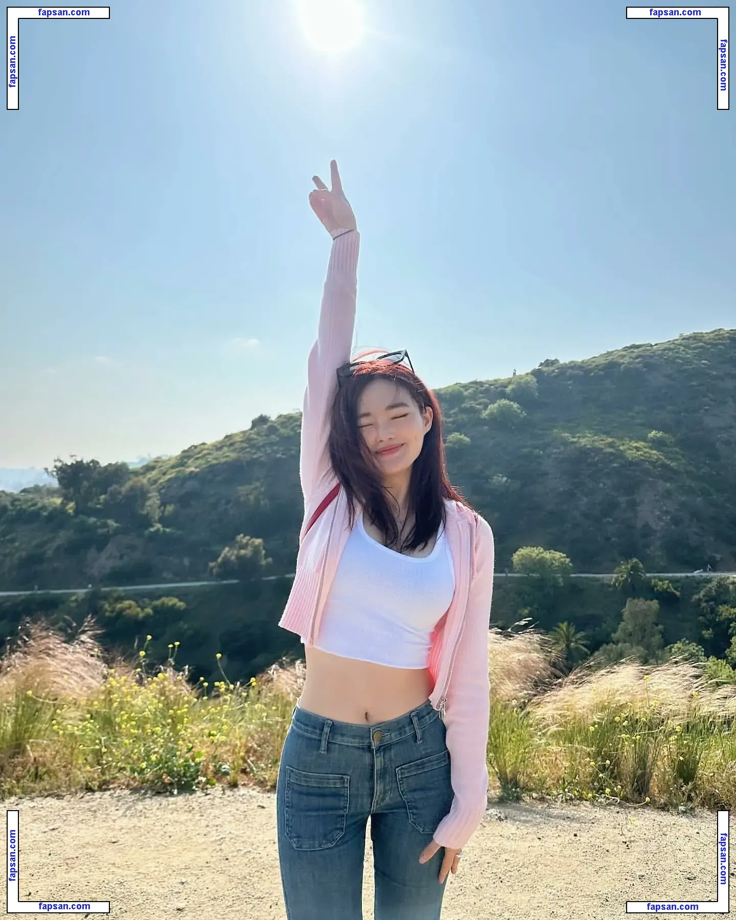 Sarah Hwang голая фото #0097 с Онлифанс