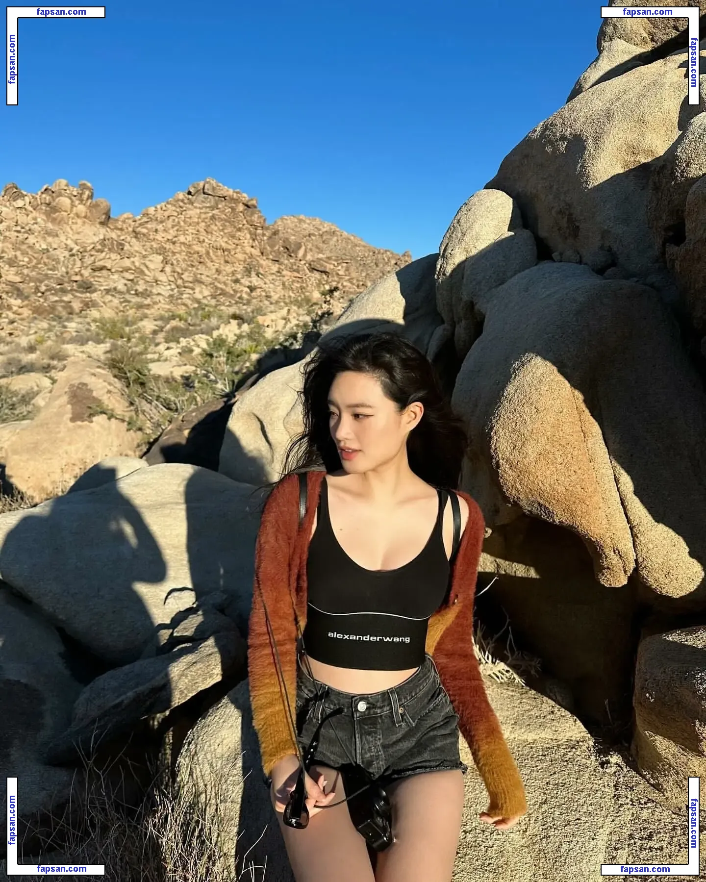 Sarah Hwang голая фото #0099 с Онлифанс