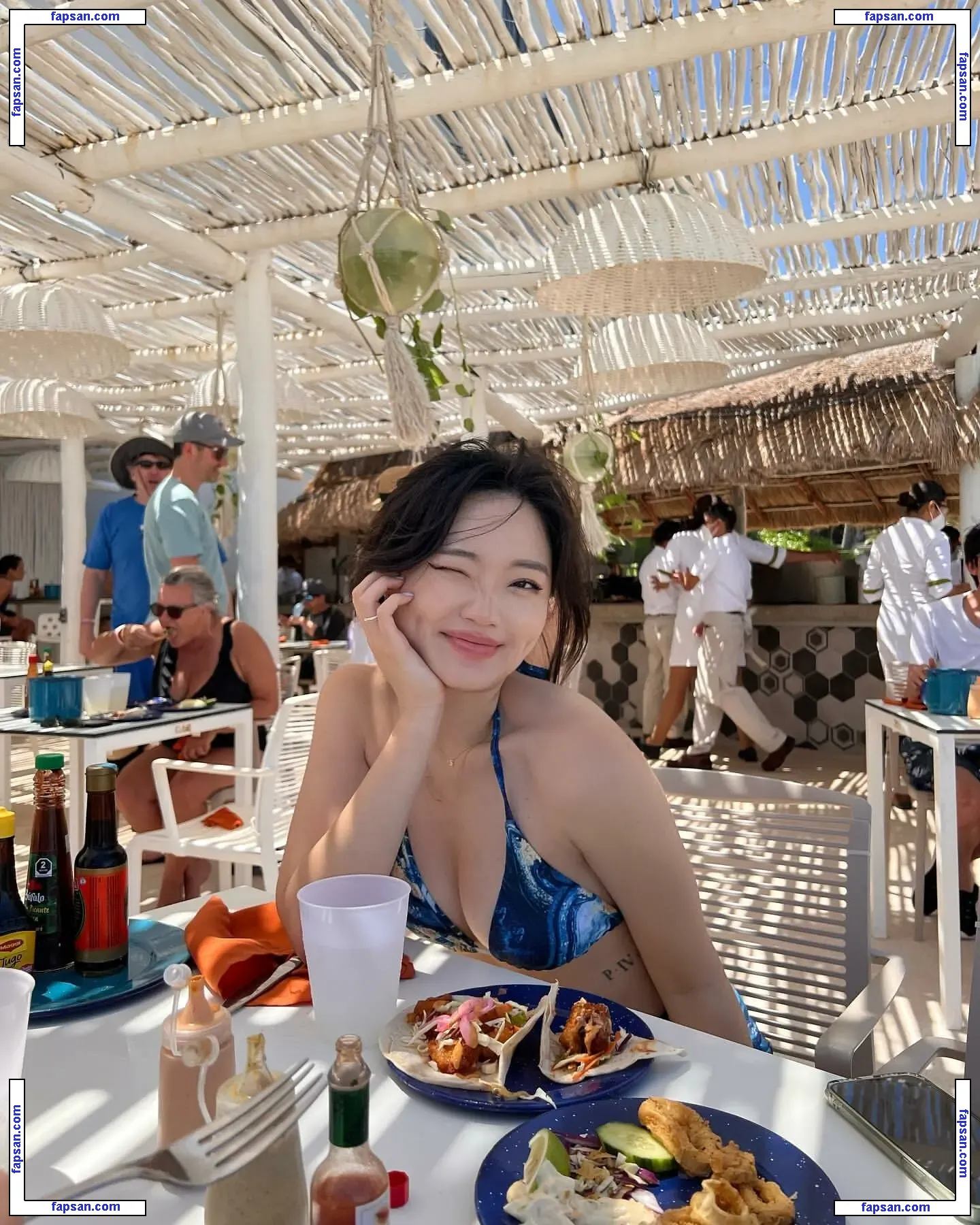 Sarah Hwang голая фото #0105 с Онлифанс