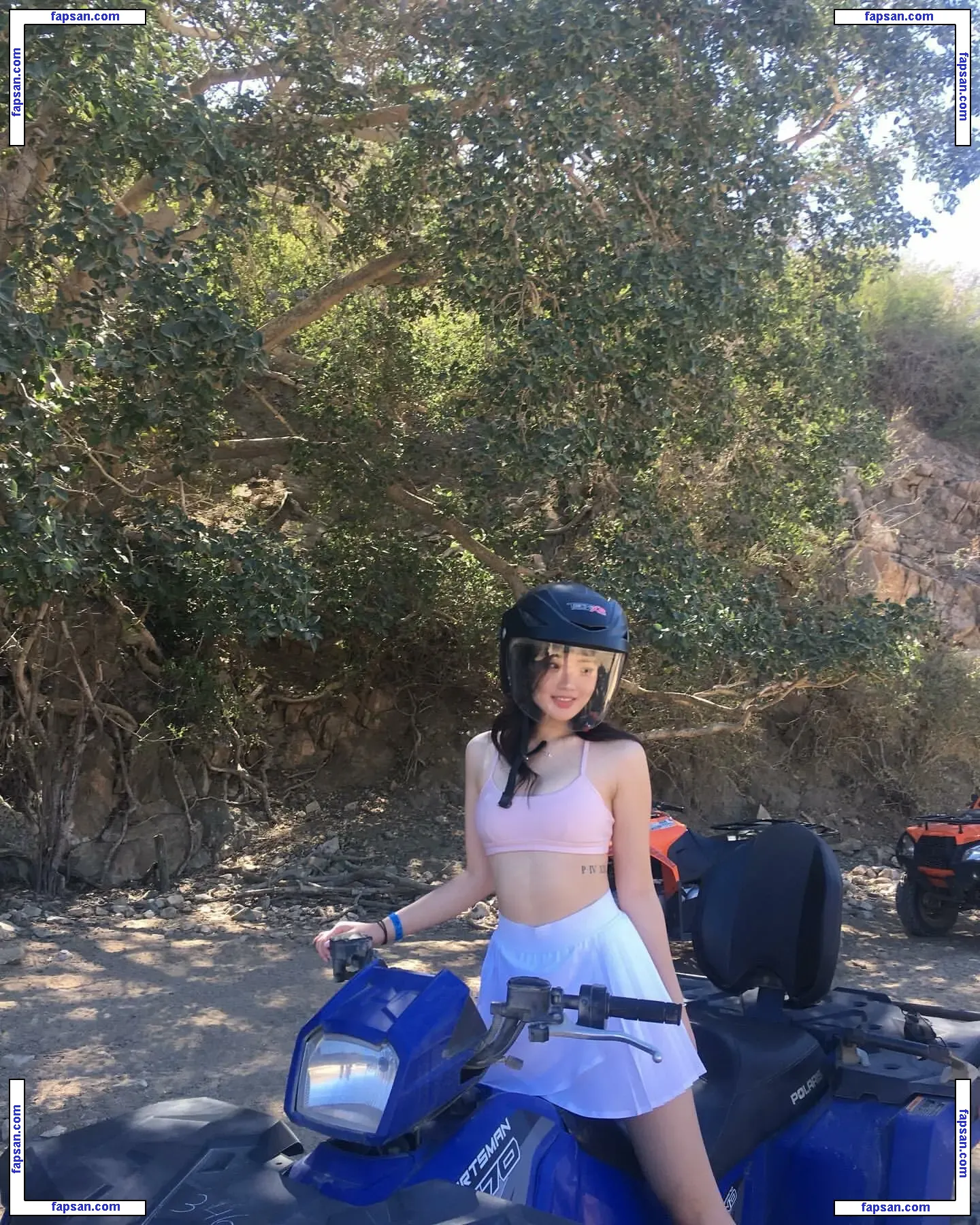 Sarah Hwang голая фото #0114 с Онлифанс