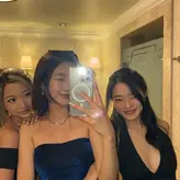 Sarah Hwang nude #0017