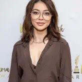 Sarah Hyland nude #1559