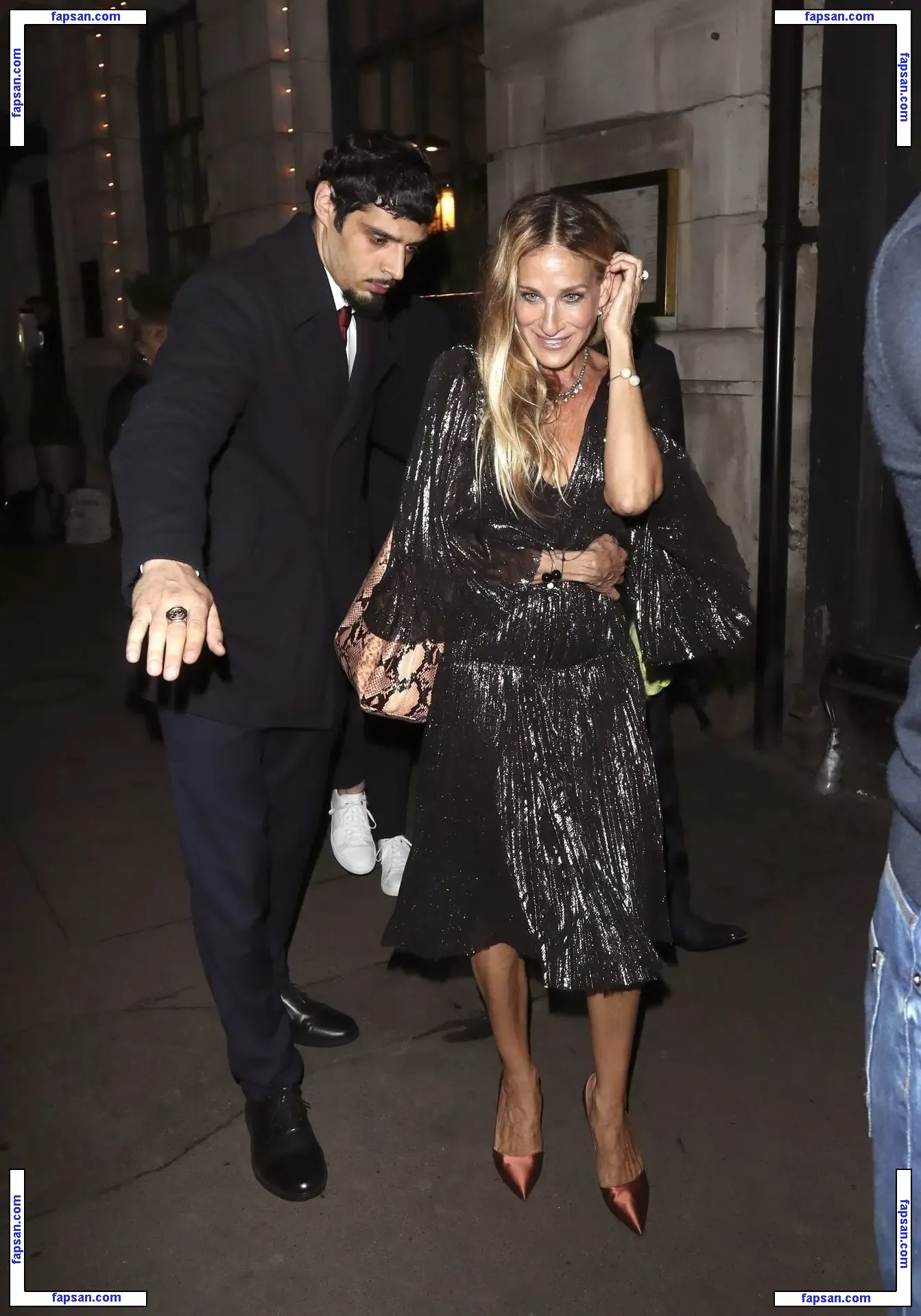 Sarah Jessica Parker nude photo #0204 from OnlyFans