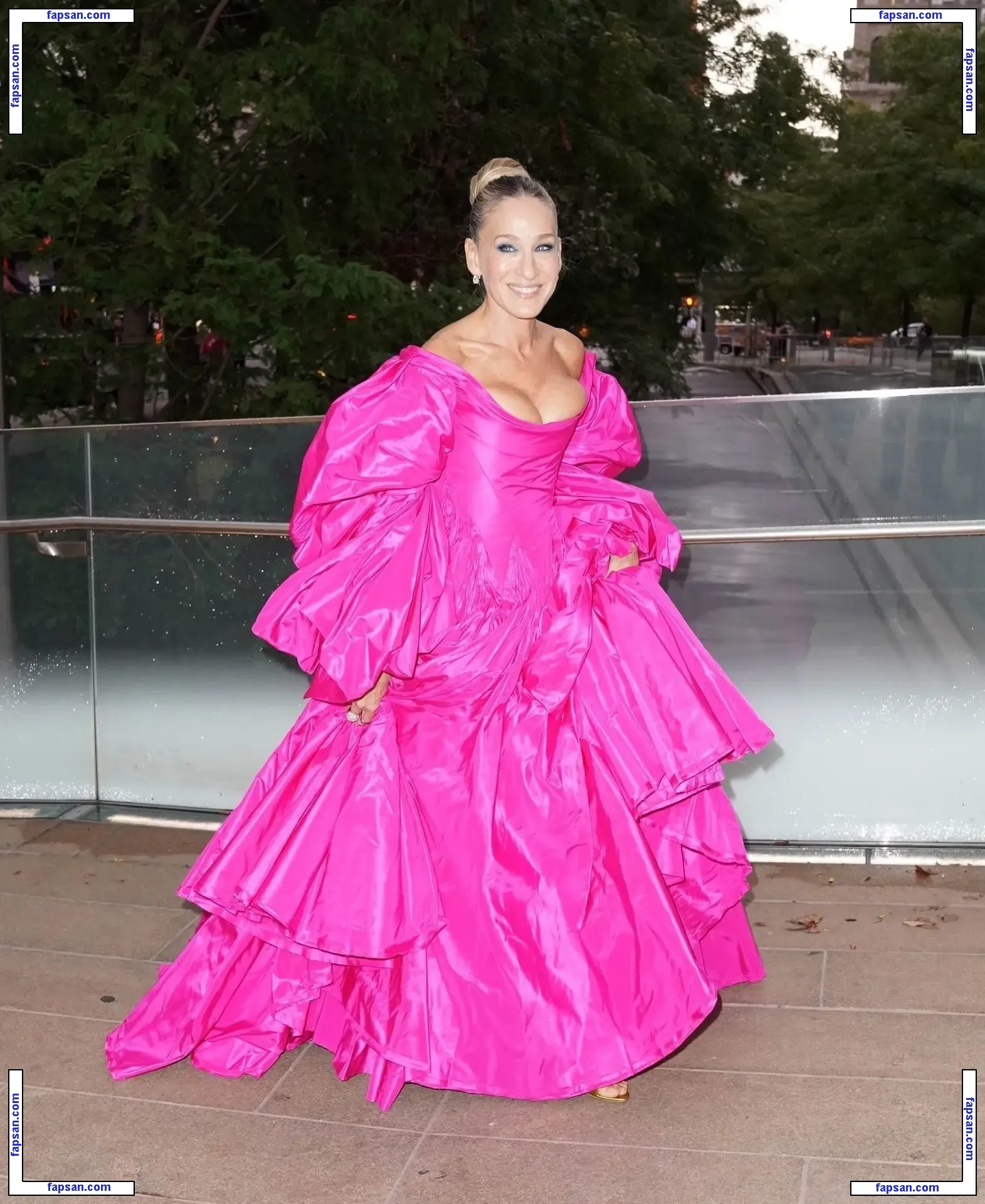 Sarah Jessica Parker nude photo #0320 from OnlyFans