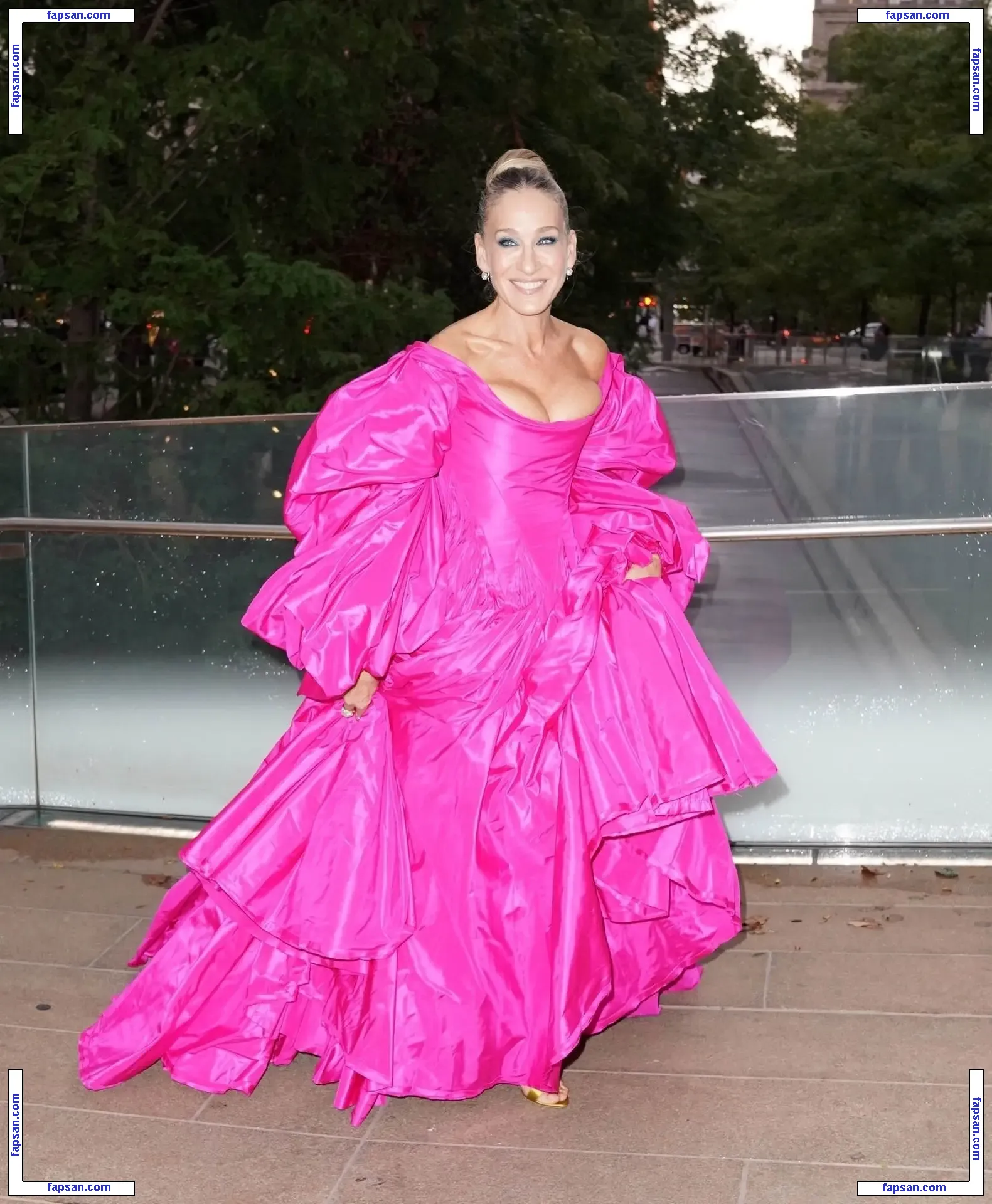 Sarah Jessica Parker nude photo #0322 from OnlyFans