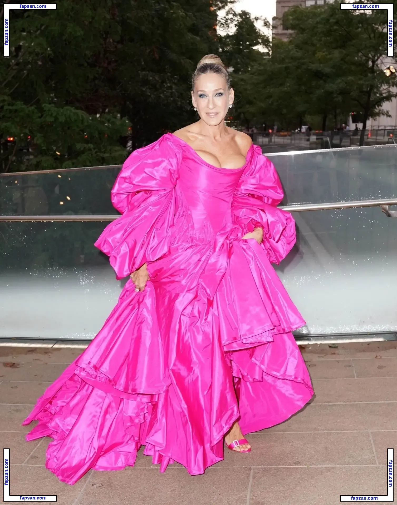 Sarah Jessica Parker nude photo #0325 from OnlyFans