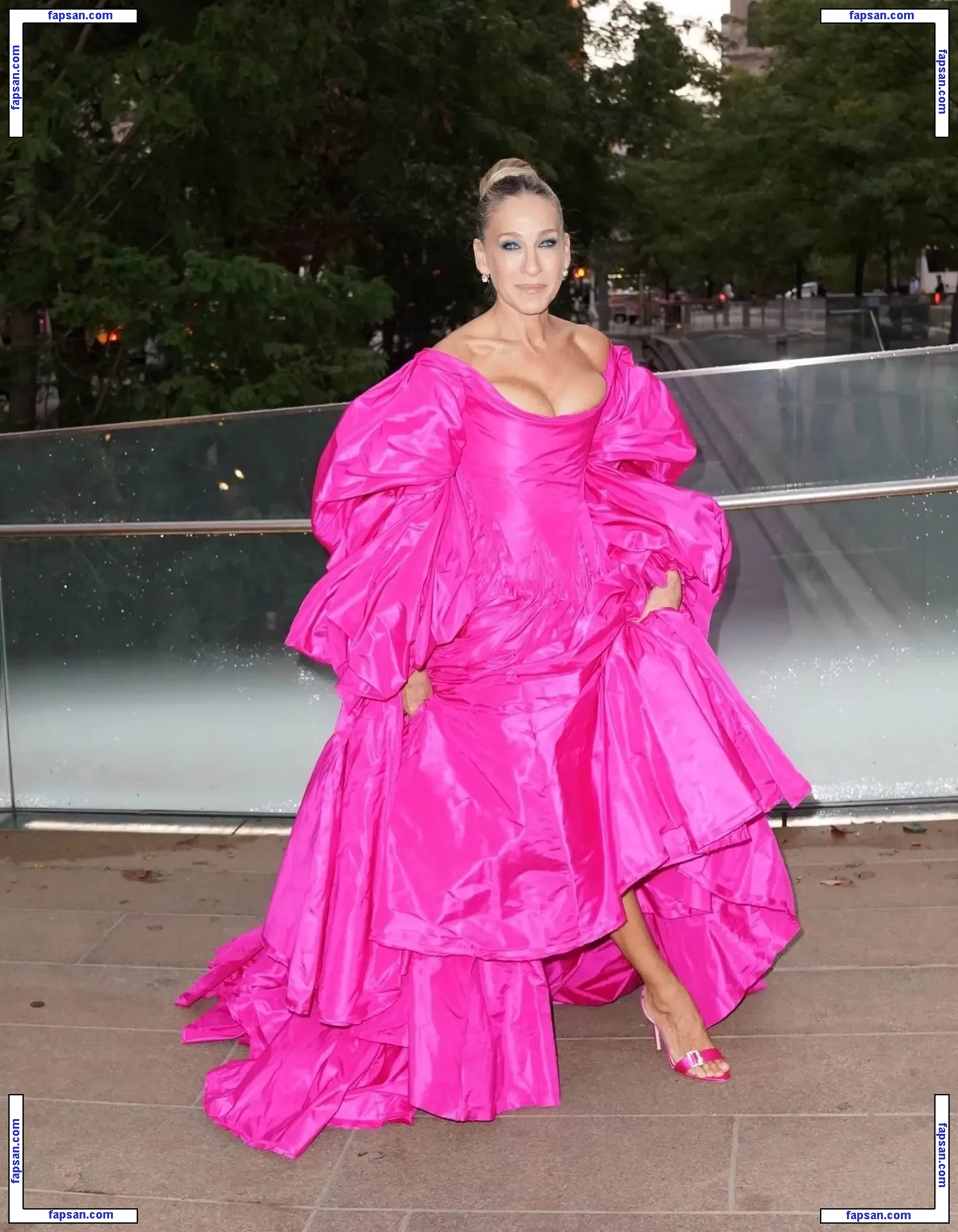 Sarah Jessica Parker nude photo #0327 from OnlyFans